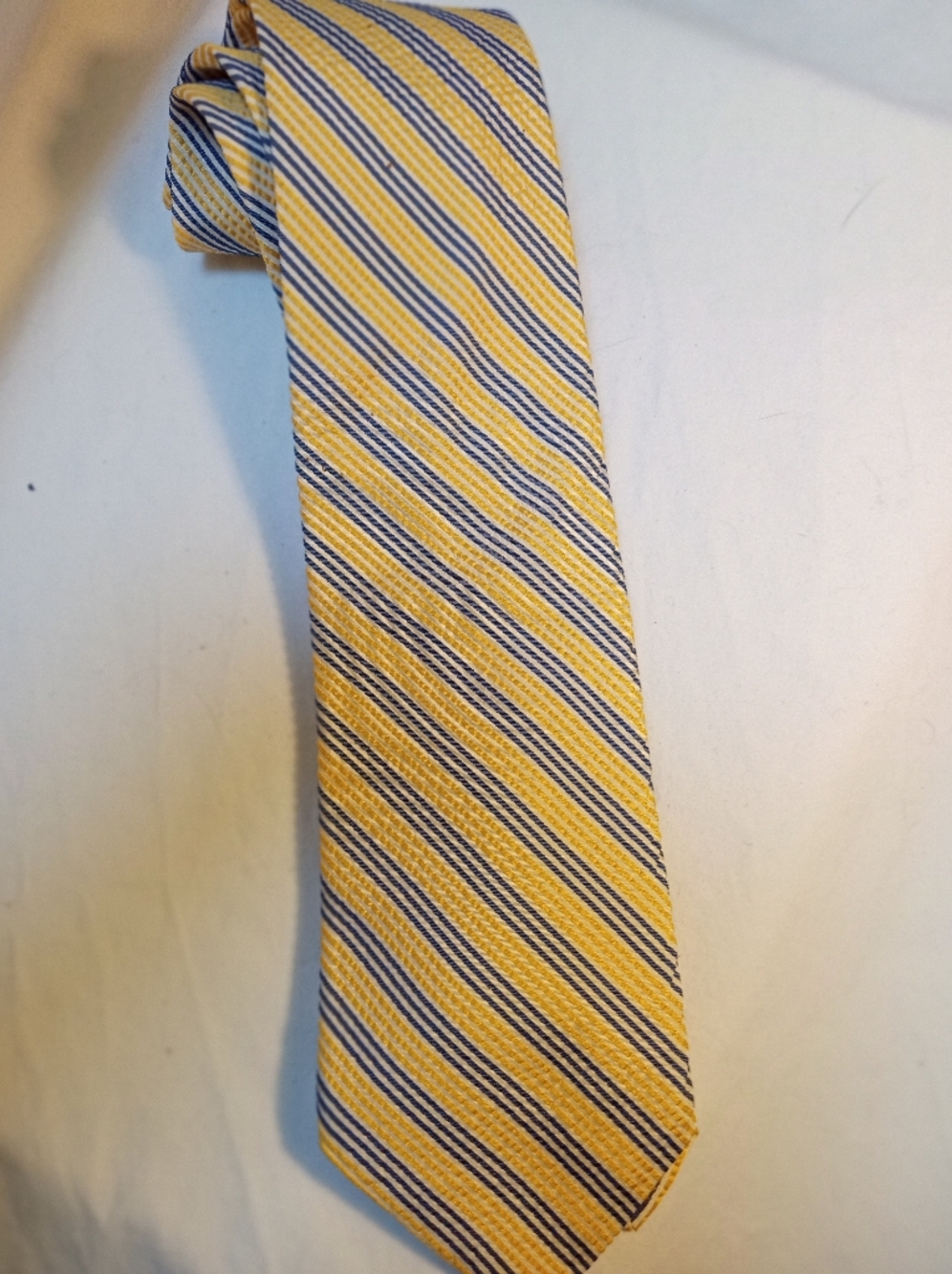 Brooks Brothers Makers Silk Yellow and Navy Diagonal Stripe Tie
